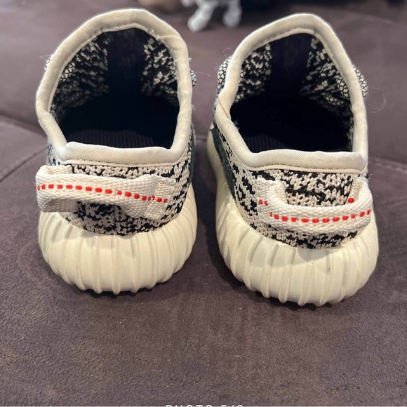 Yeezy Boost 350 Infant Turtle Dove Size 5 - Picture 3 of 5